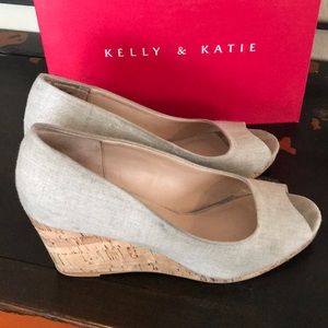 Jelly & Katie Peep toe wedge 9.5.